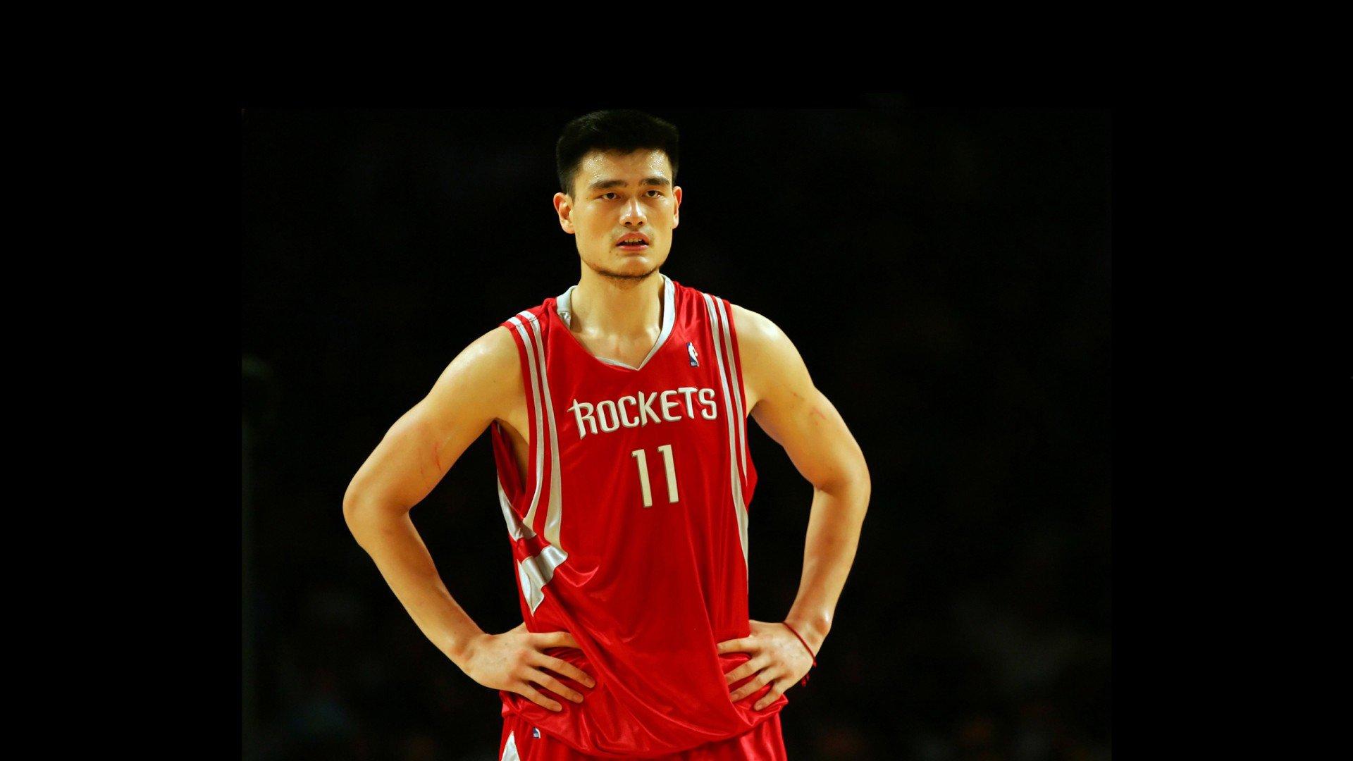 23岁新星打破尘封15年世界纪录，田径史迎来崭新篇章
