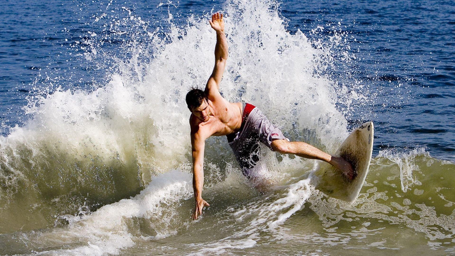 纳达尔法网夺冠 成就第14座大满贯传奇